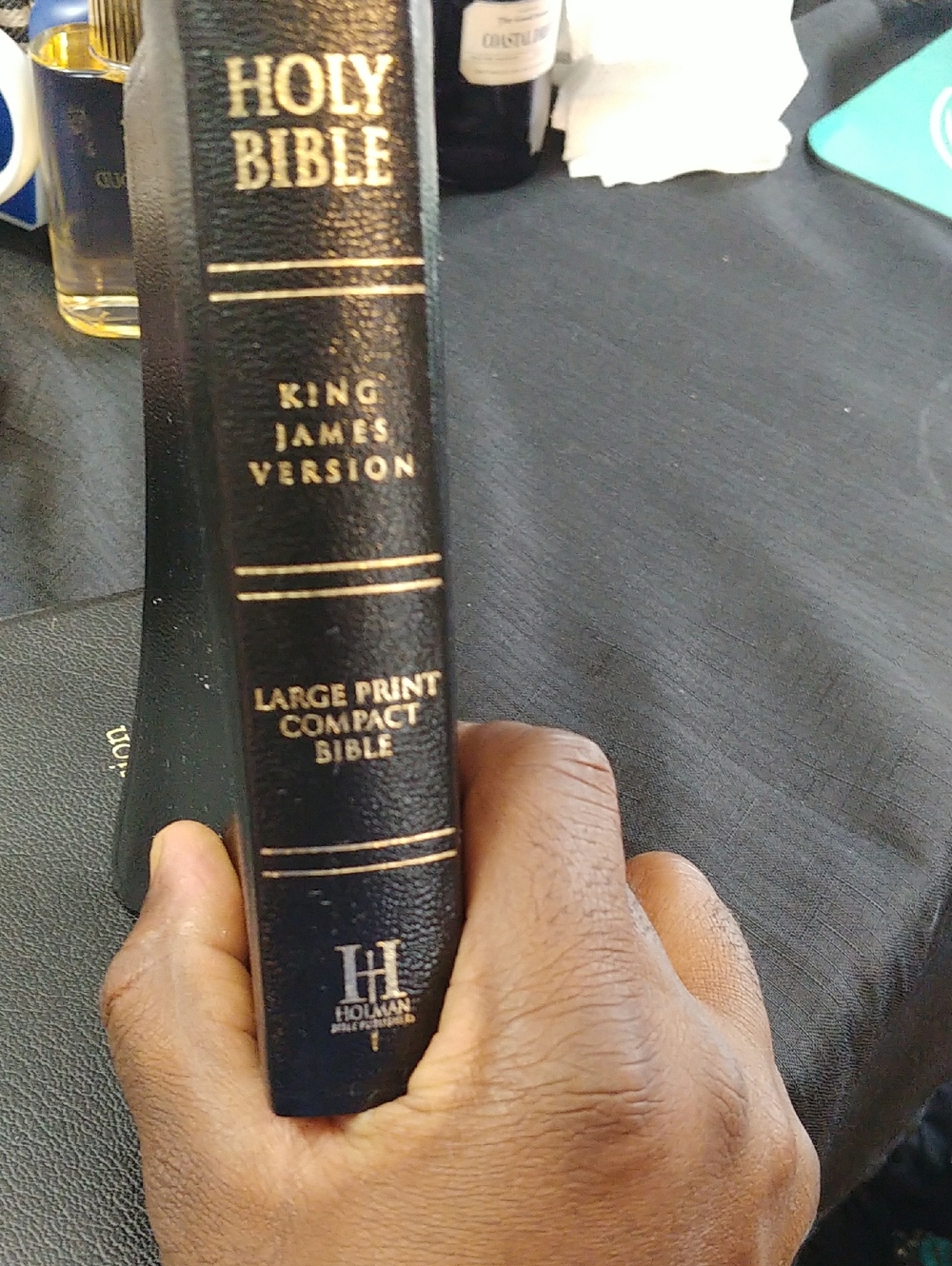 Holy Bible King James Version - Large Print Compact - Black